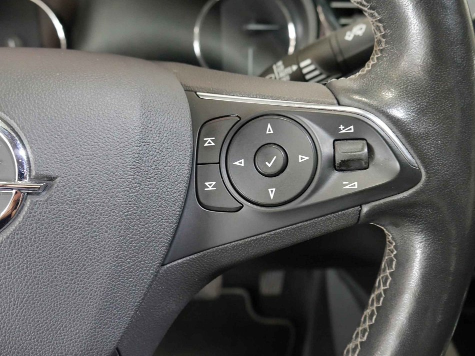 Opel Insignia 2.0CDTi 