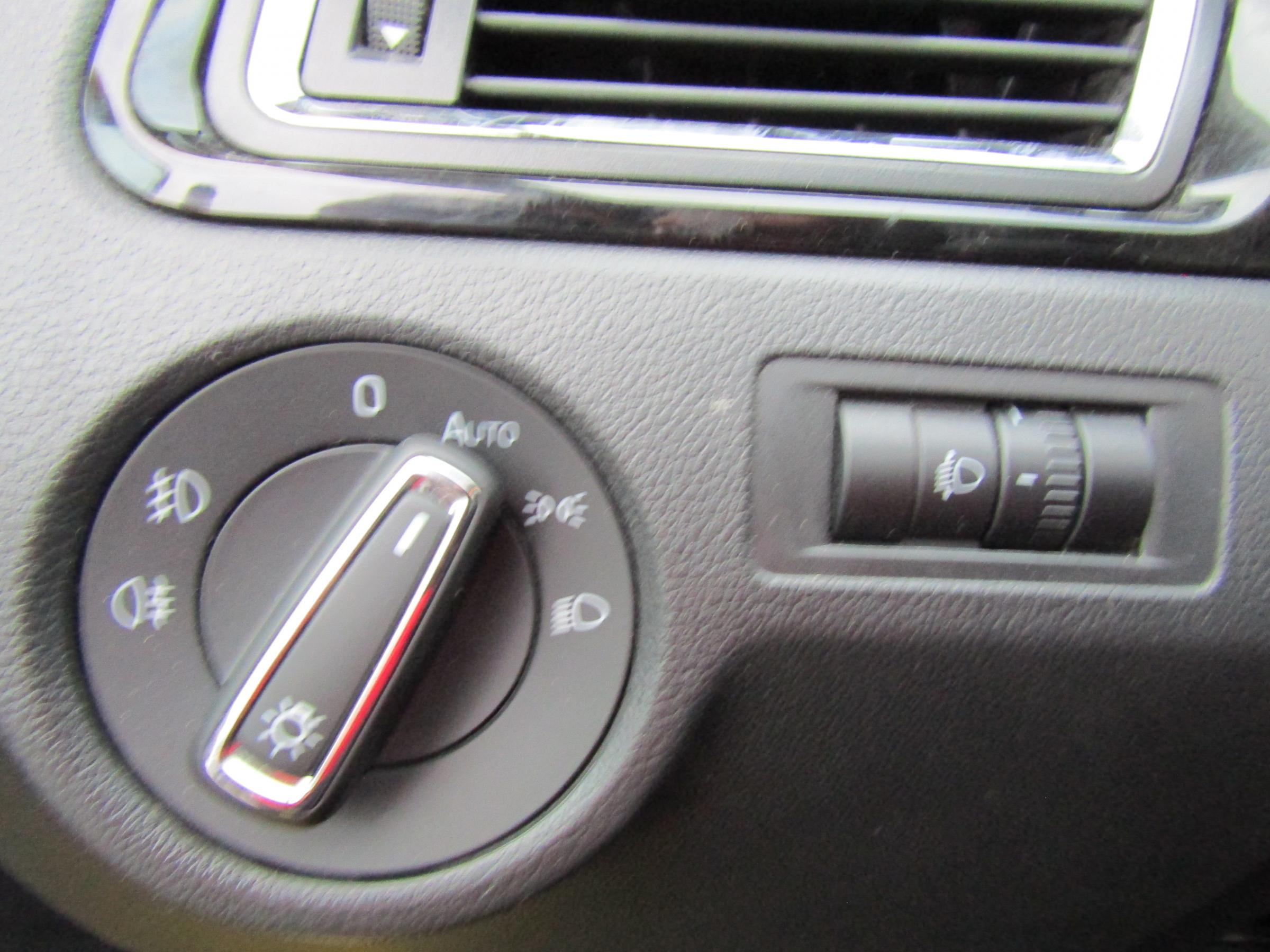 Škoda Rapid, 2015 - pohled č. 15