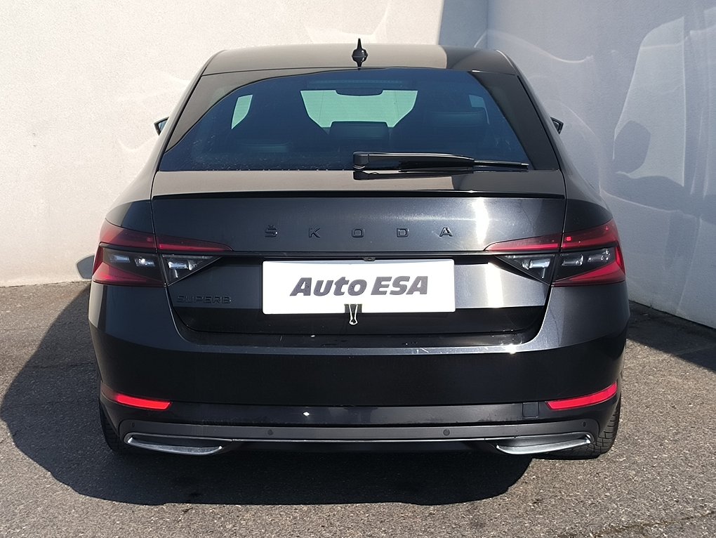 Škoda Superb III 2.0 TSi SportLine