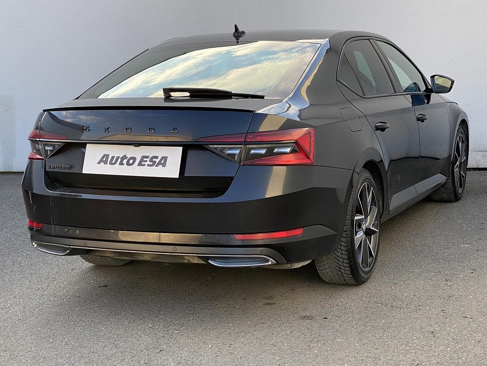 Škoda Superb III 2.0 TSi SportLine