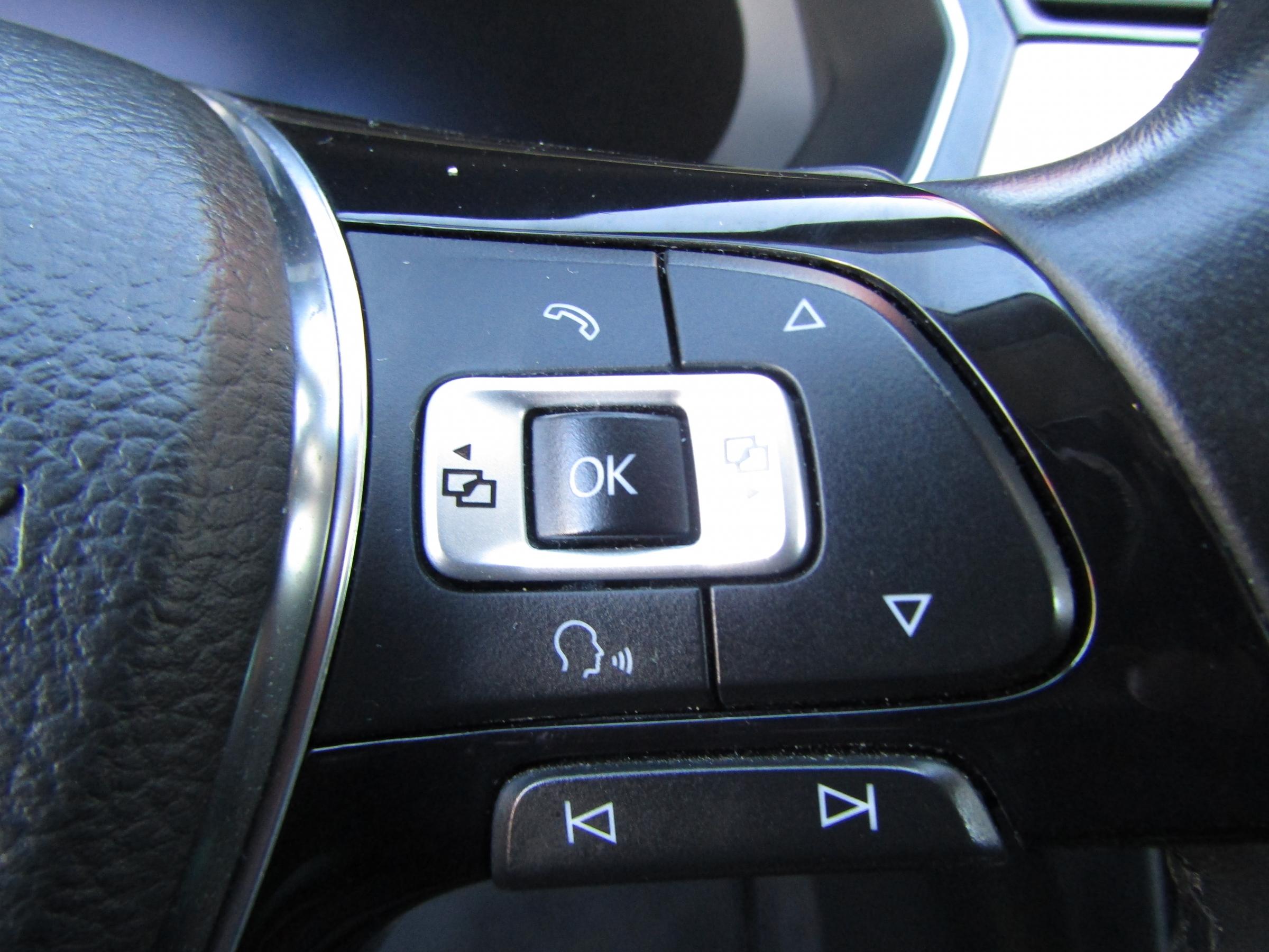 Volkswagen Passat, 2014 - pohled č. 13