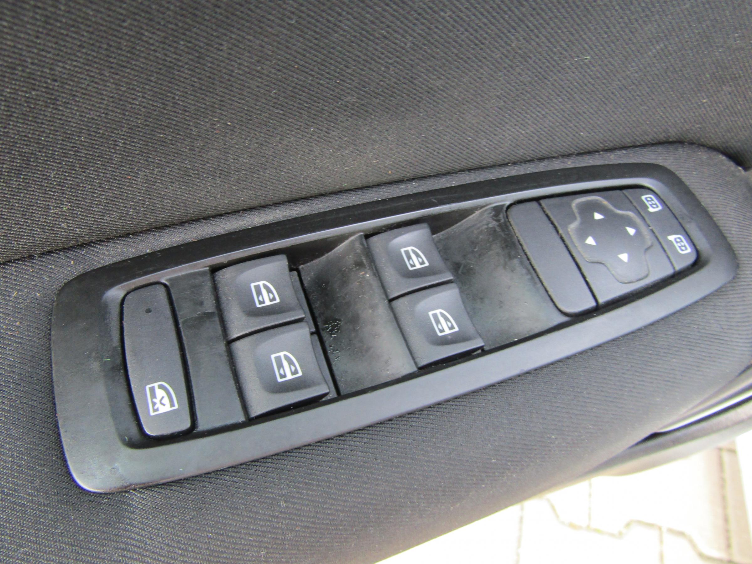 Renault Mégane, 2019 - pohled č. 13