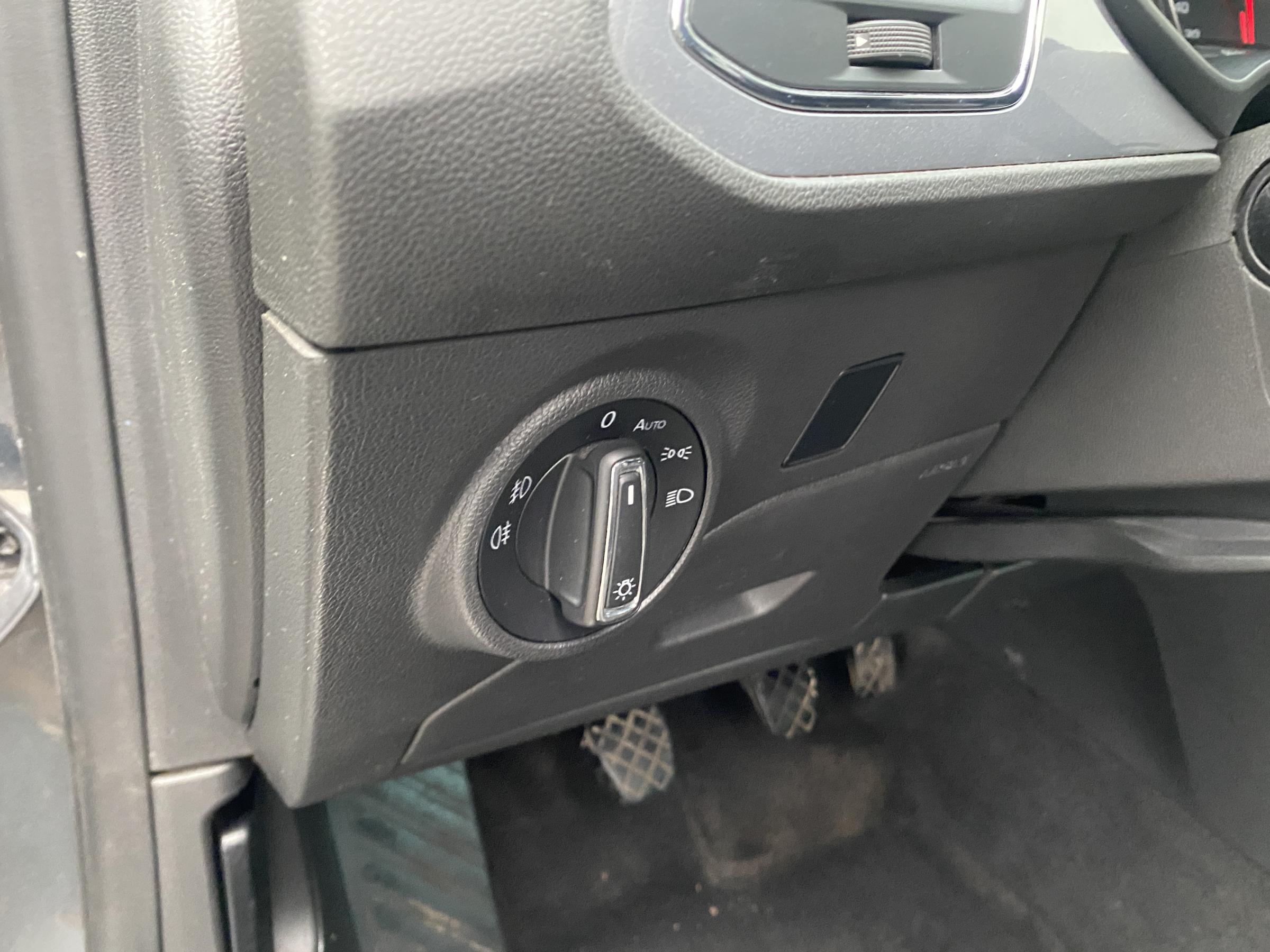 Seat Leon, 2013 - pohled č. 15