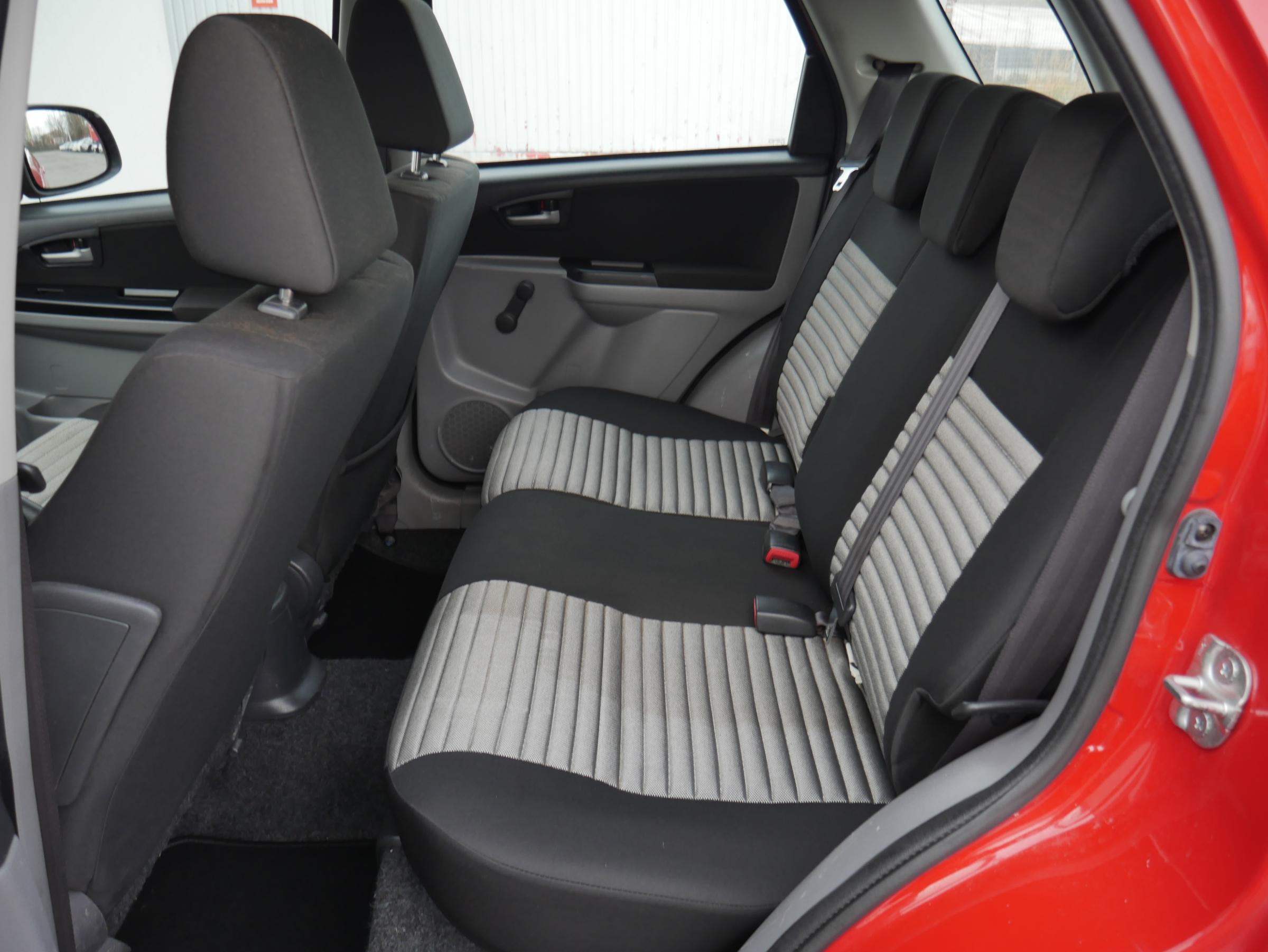 Suzuki SX4, 2014 - pohled č. 10