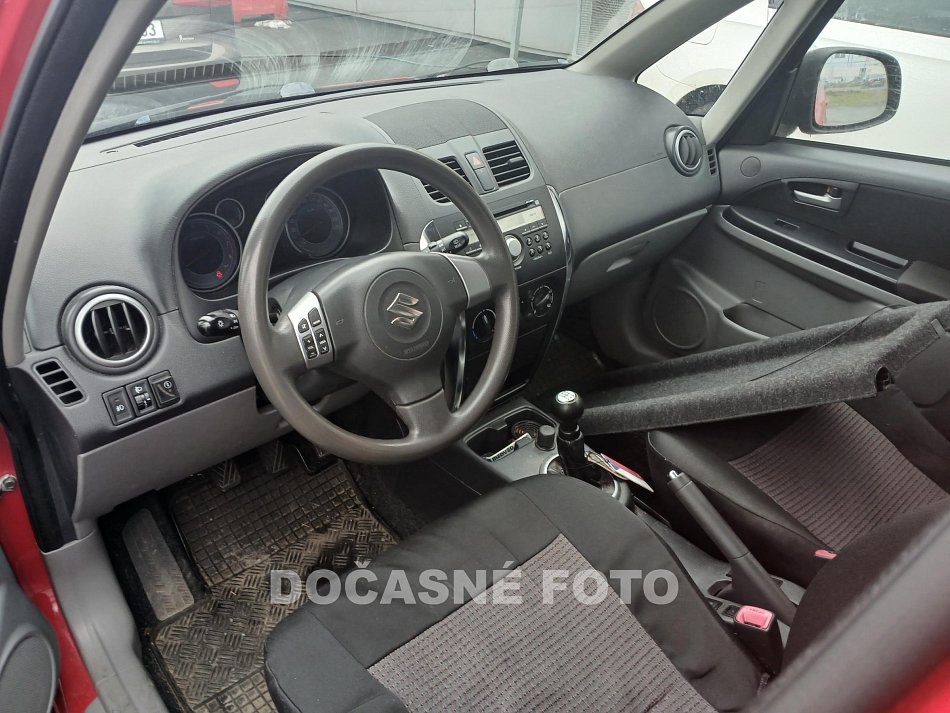Suzuki SX4 1.6 i 