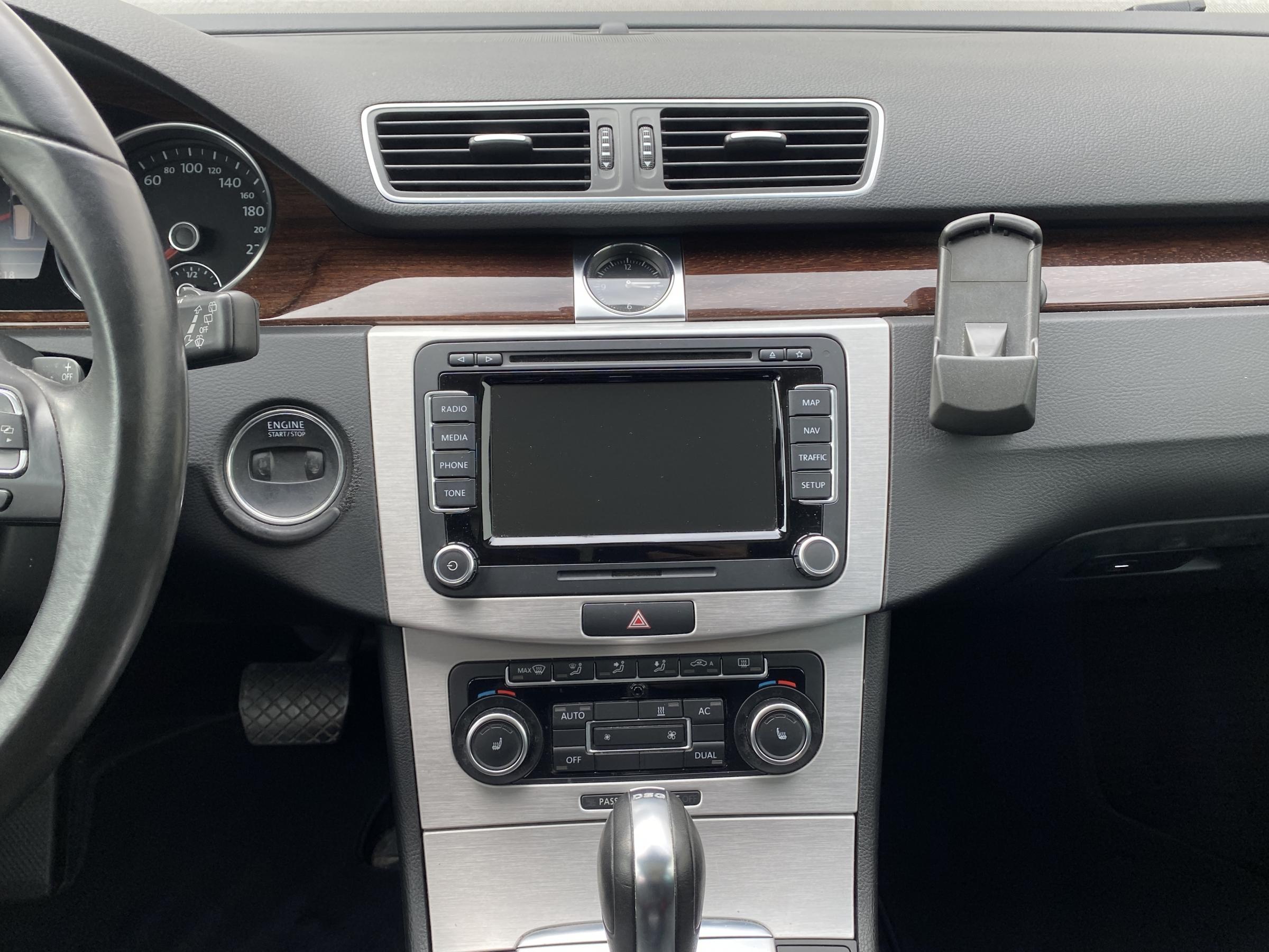 Volkswagen Passat, 2010 - pohled č. 12