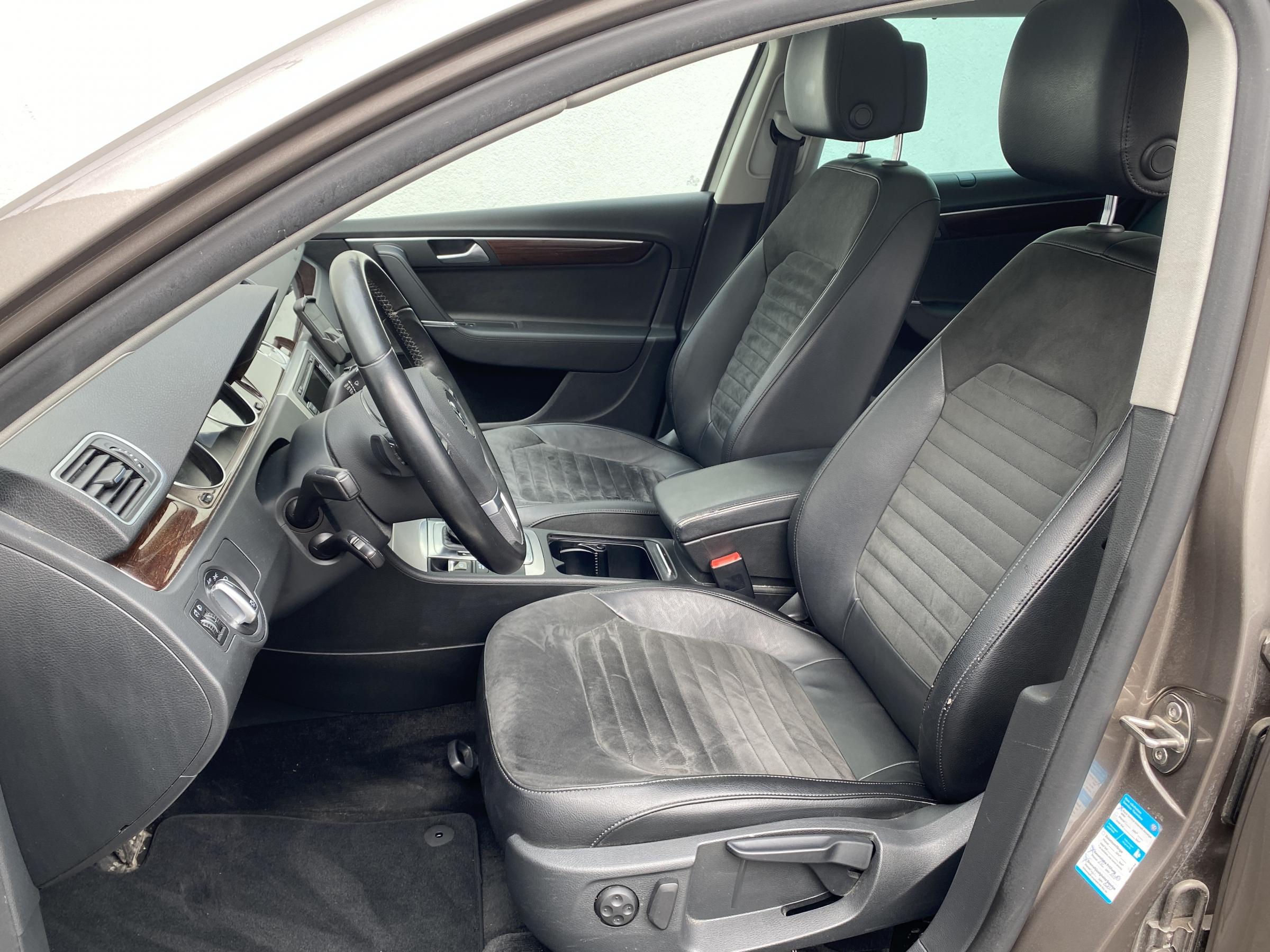 Volkswagen Passat, 2010 - pohled č. 9