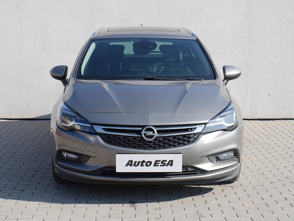 Opel Astra 1.6 CDTi 