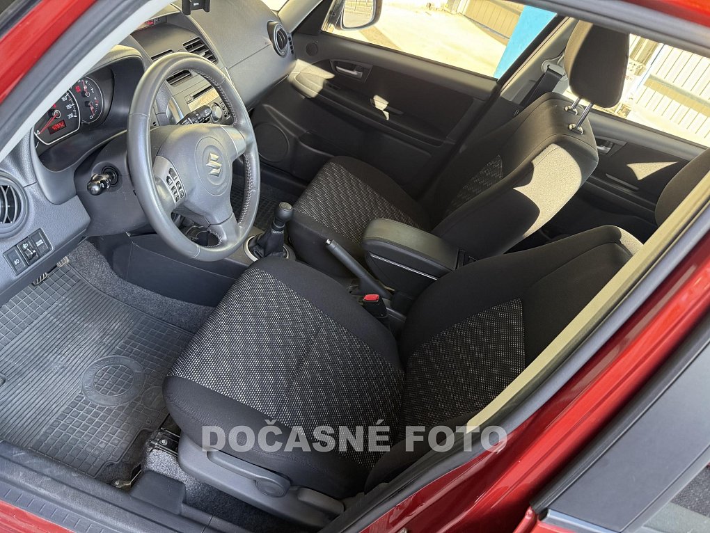 Suzuki SX4 1.6i 