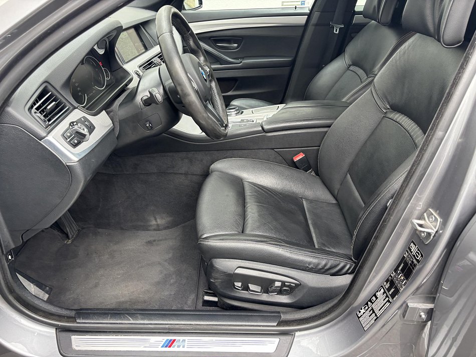BMW Řada 5 3.0d M Paket 530d xDrive