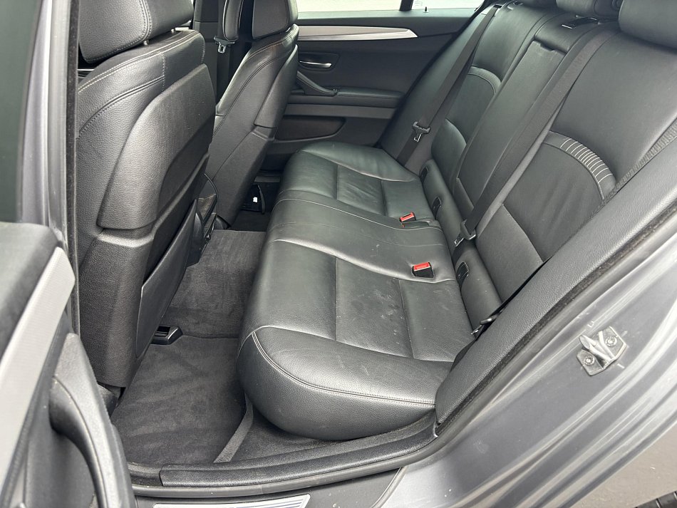 BMW Řada 5 3.0d M Paket 530d xDrive