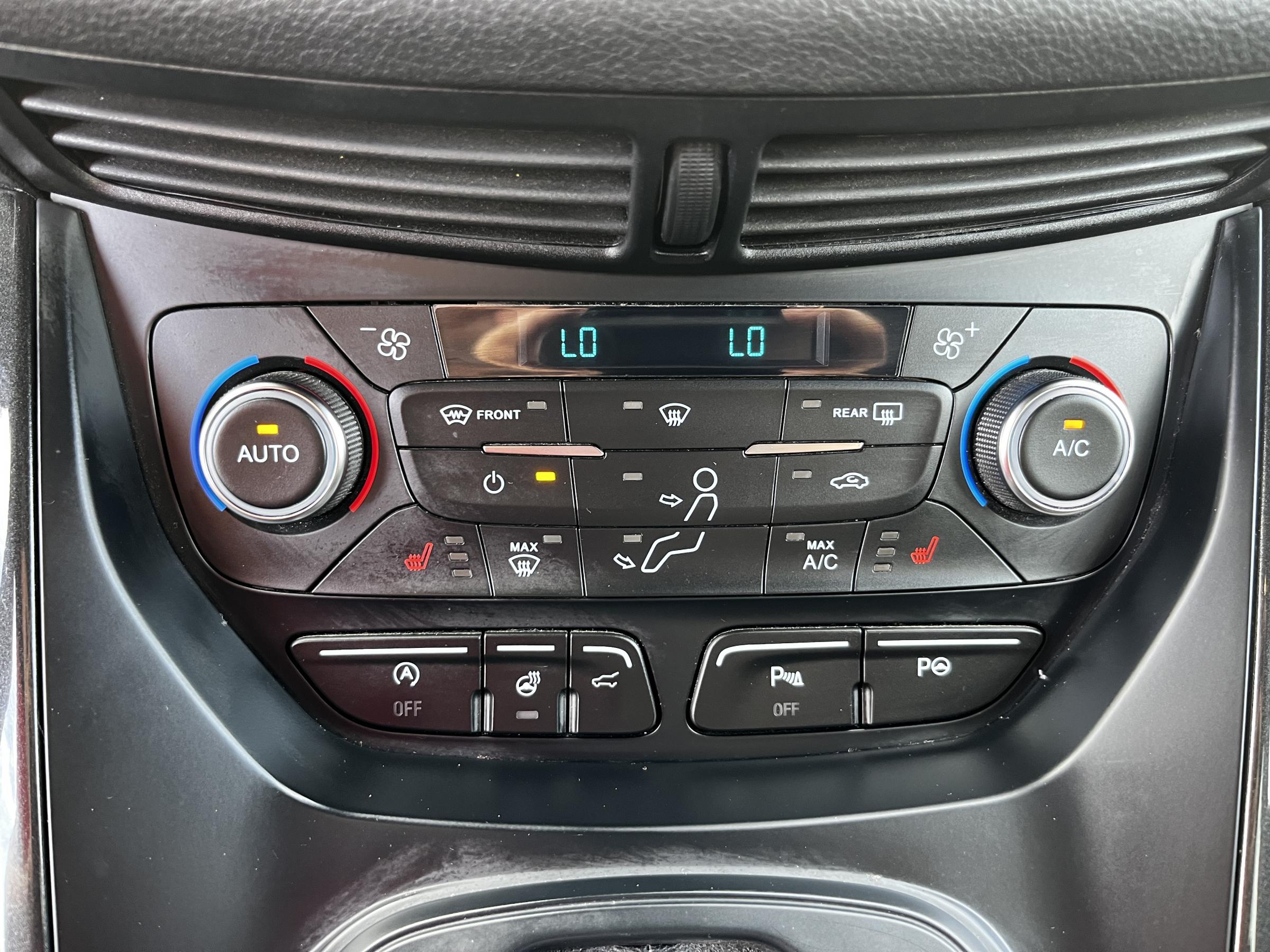 Ford Kuga, 2018 - pohled č. 18