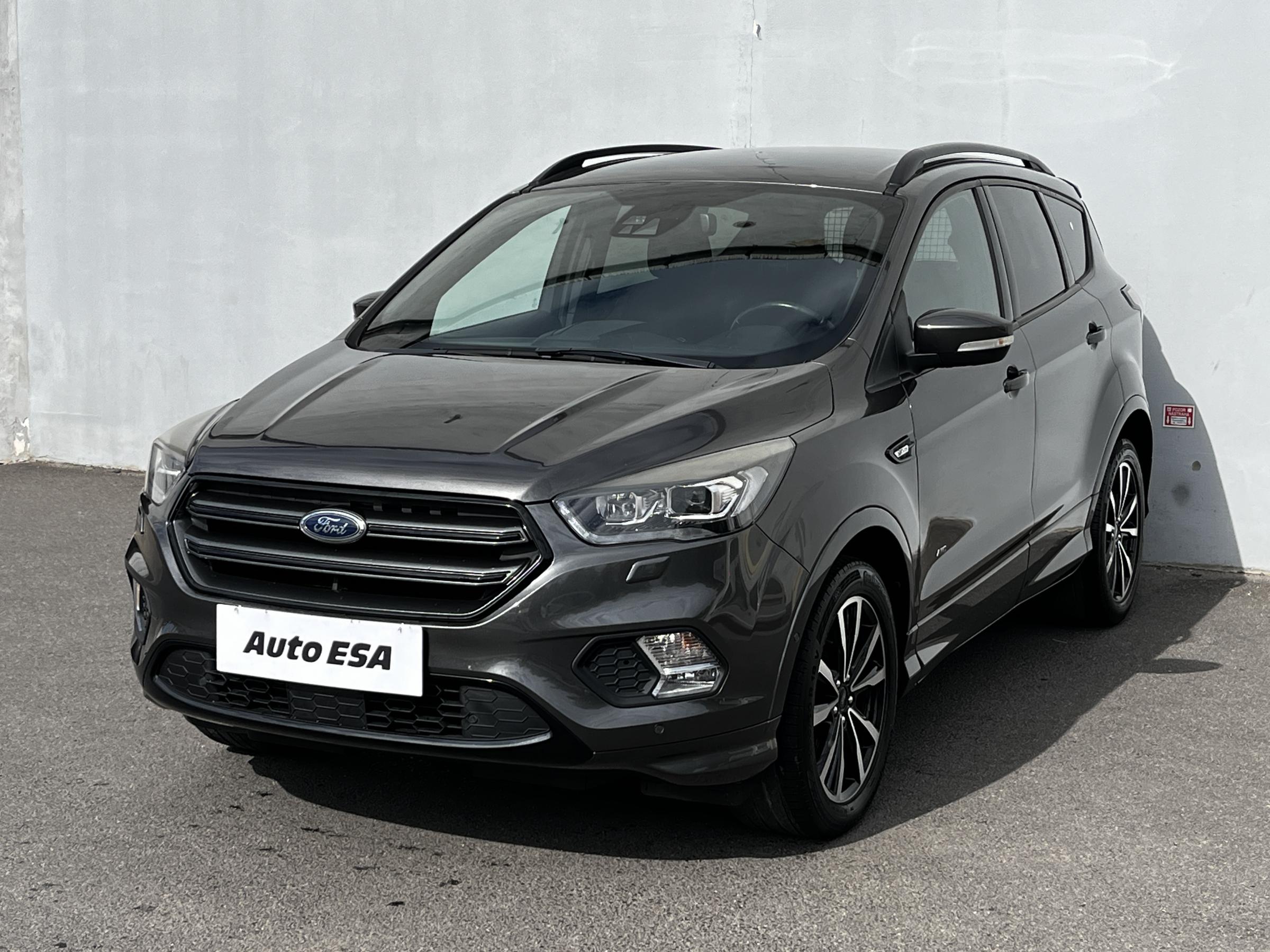 Ford Kuga, 2018 - pohled č. 3