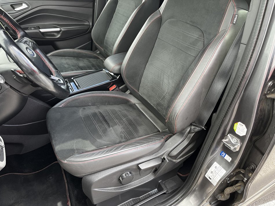 Ford Kuga 2.0 TDCi ST-Line AWD