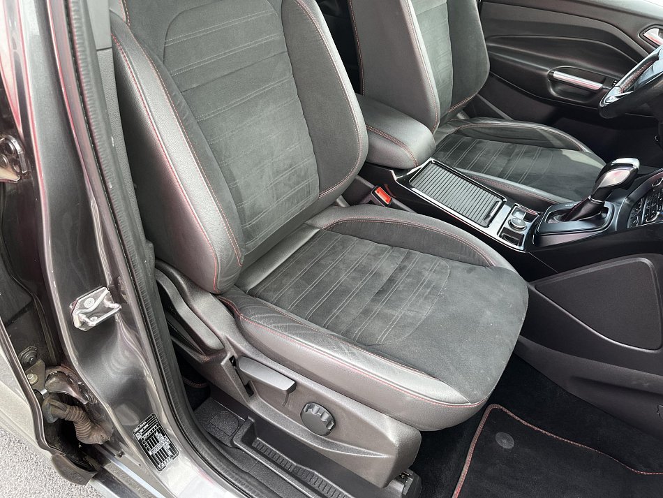 Ford Kuga 2.0 TDCi ST-Line AWD