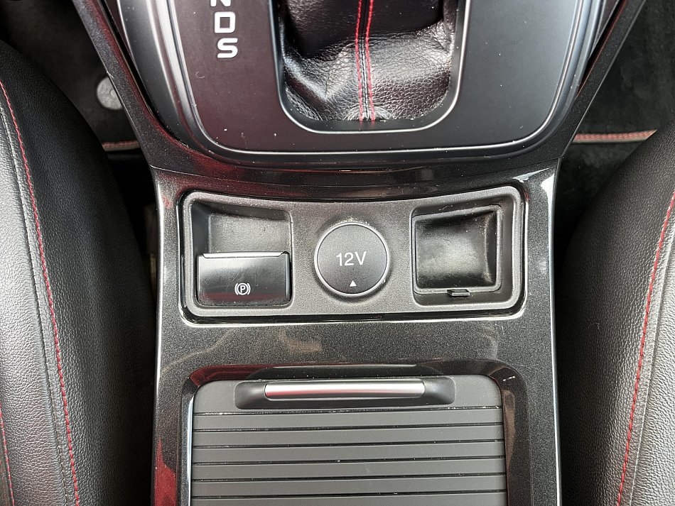 Ford Kuga 2.0 TDCi ST-Line AWD