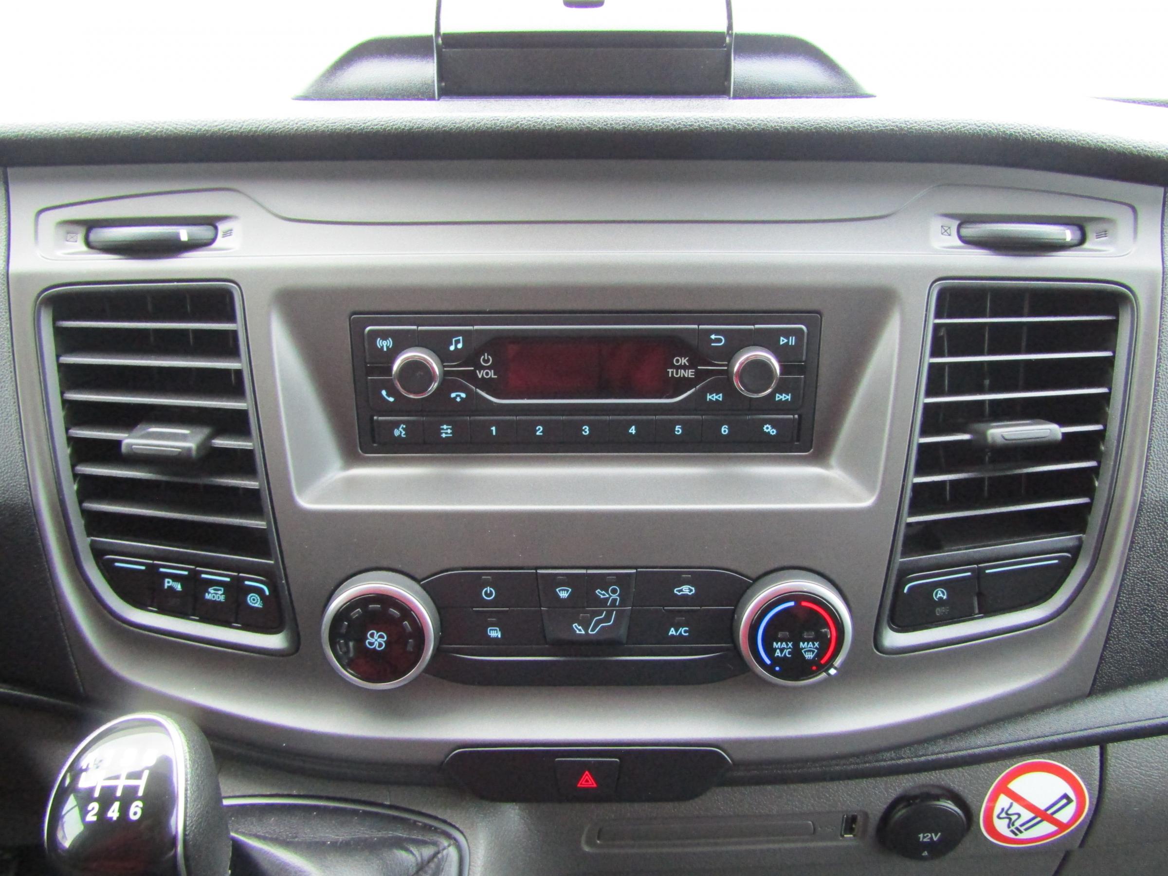 Ford Transit, 2022 - pohled č. 13