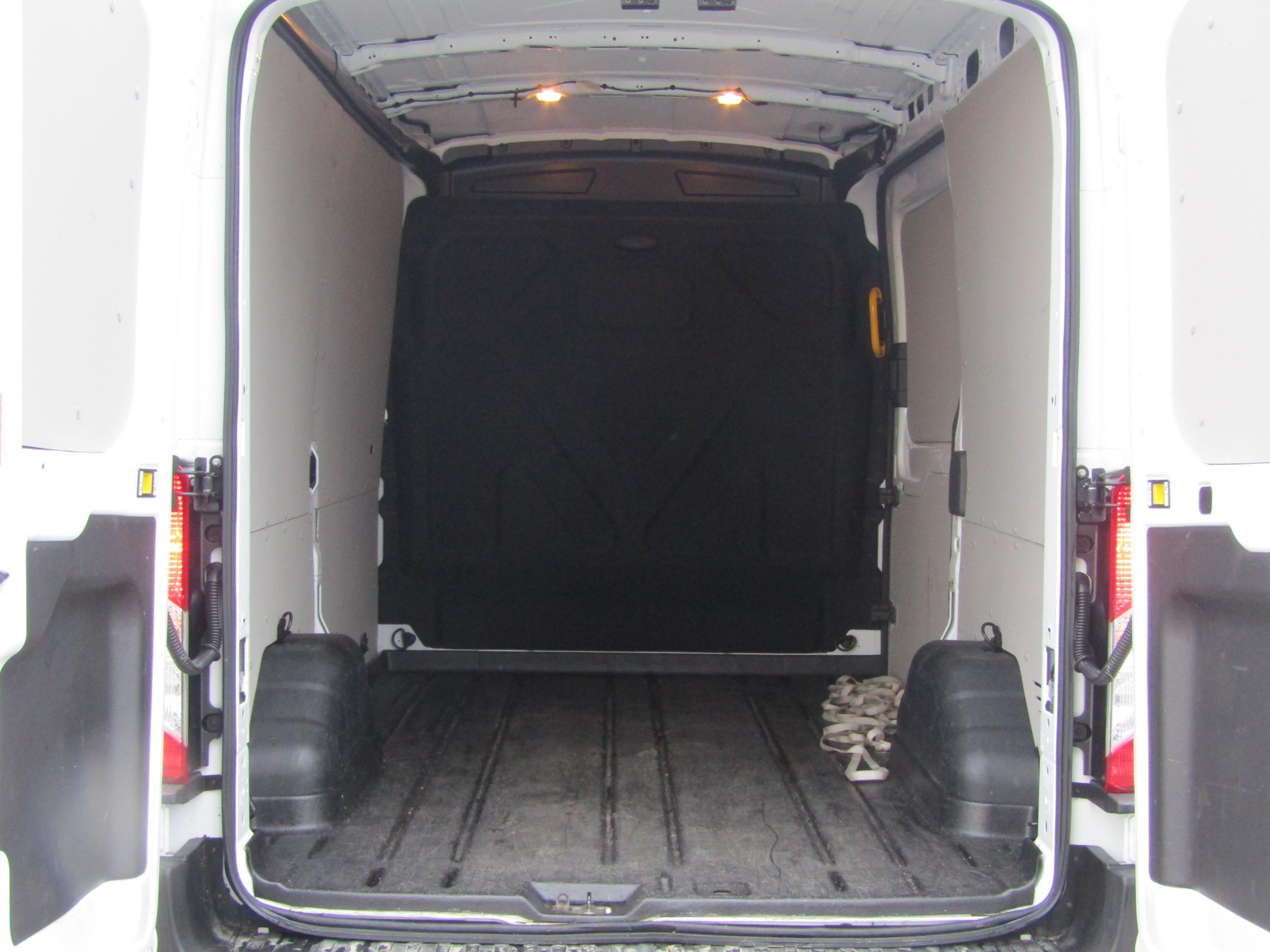 Ford Transit, 2022 - pohled č. 7