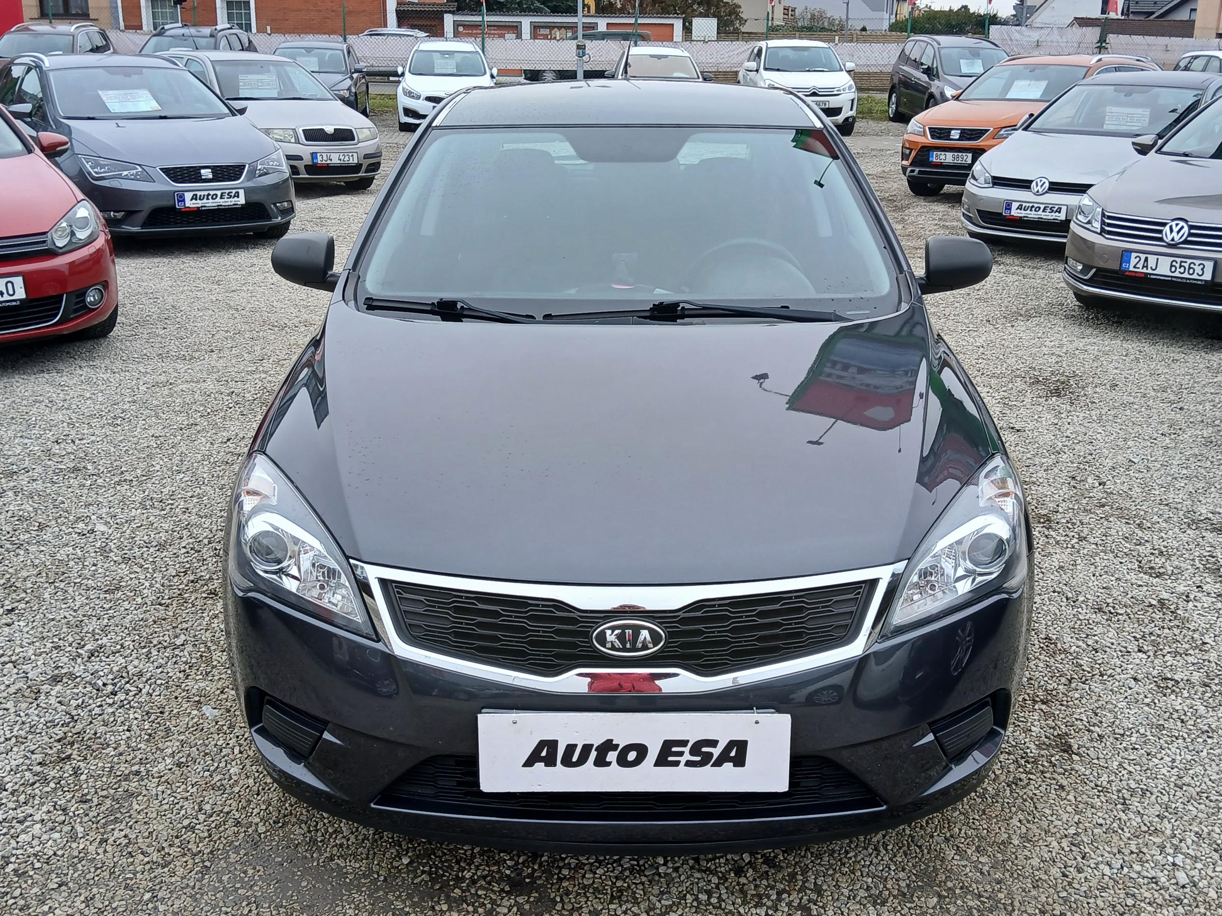 Kia Cee´d, 2010 - pohled č. 2