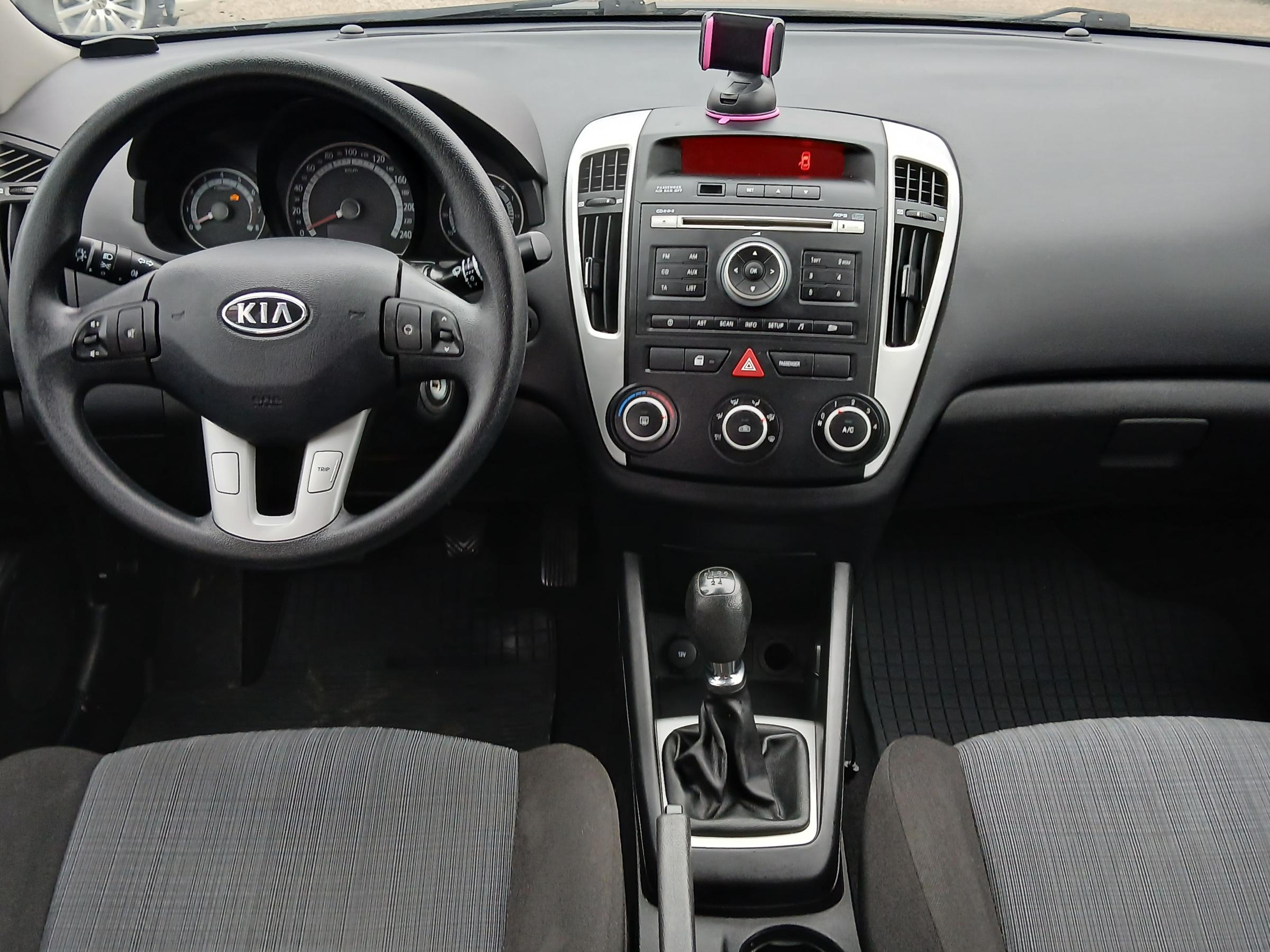 Kia Cee´d, 2010 - pohled č. 8