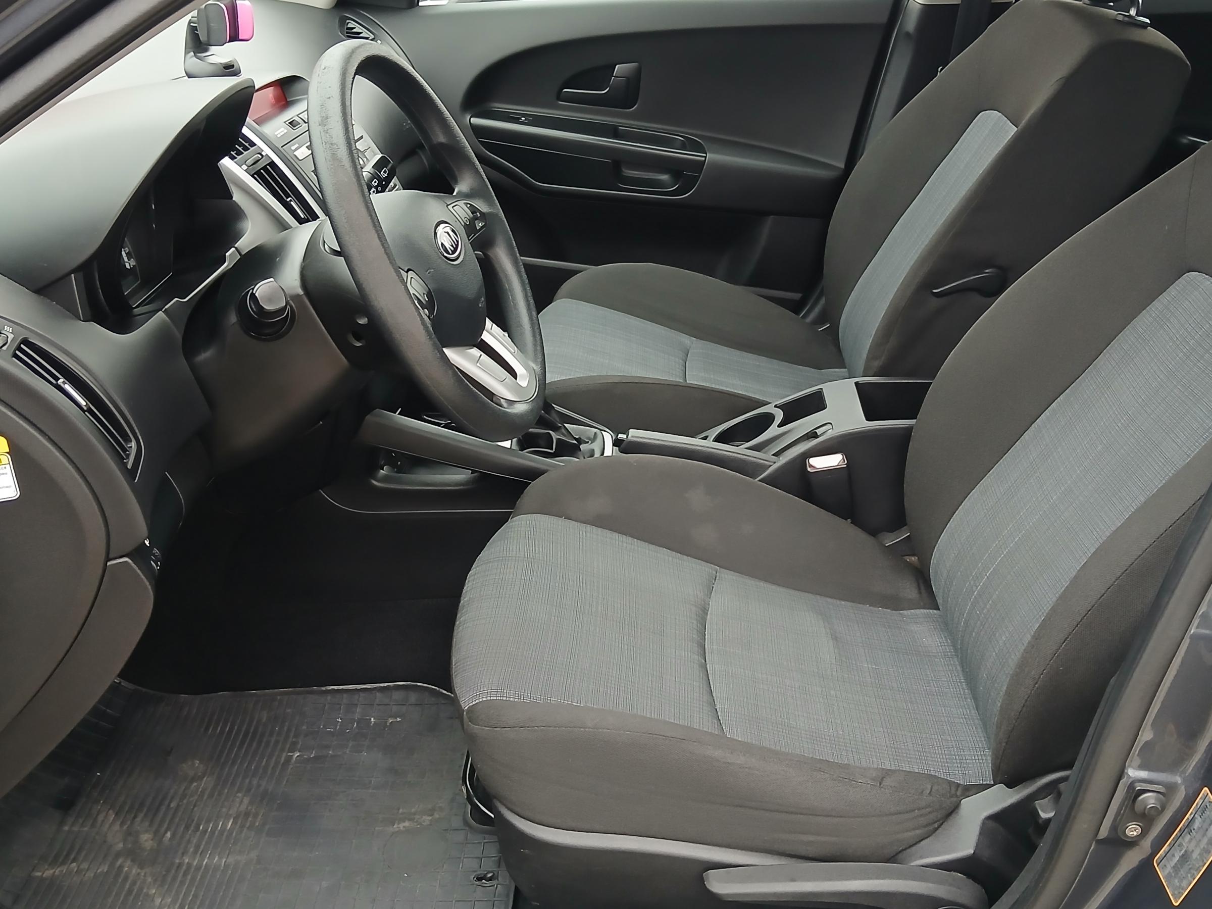 Kia Cee´d, 2010 - pohled č. 9