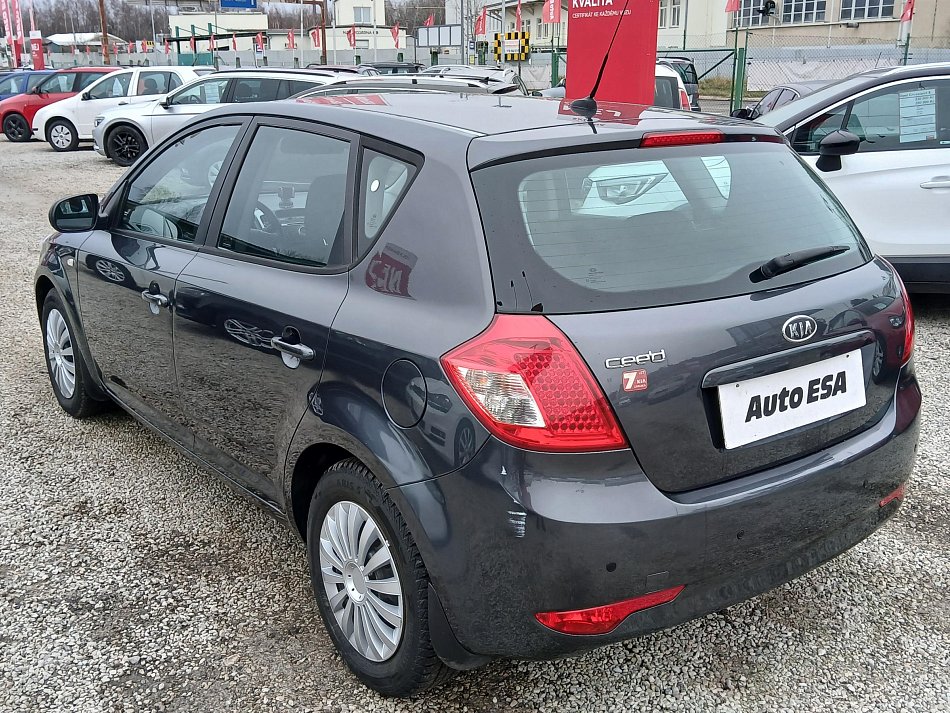 Kia Ceed 1.4i 