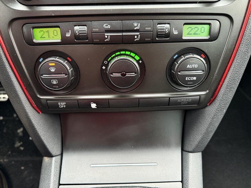 Škoda Octavia II 2.0 TDi  4x4