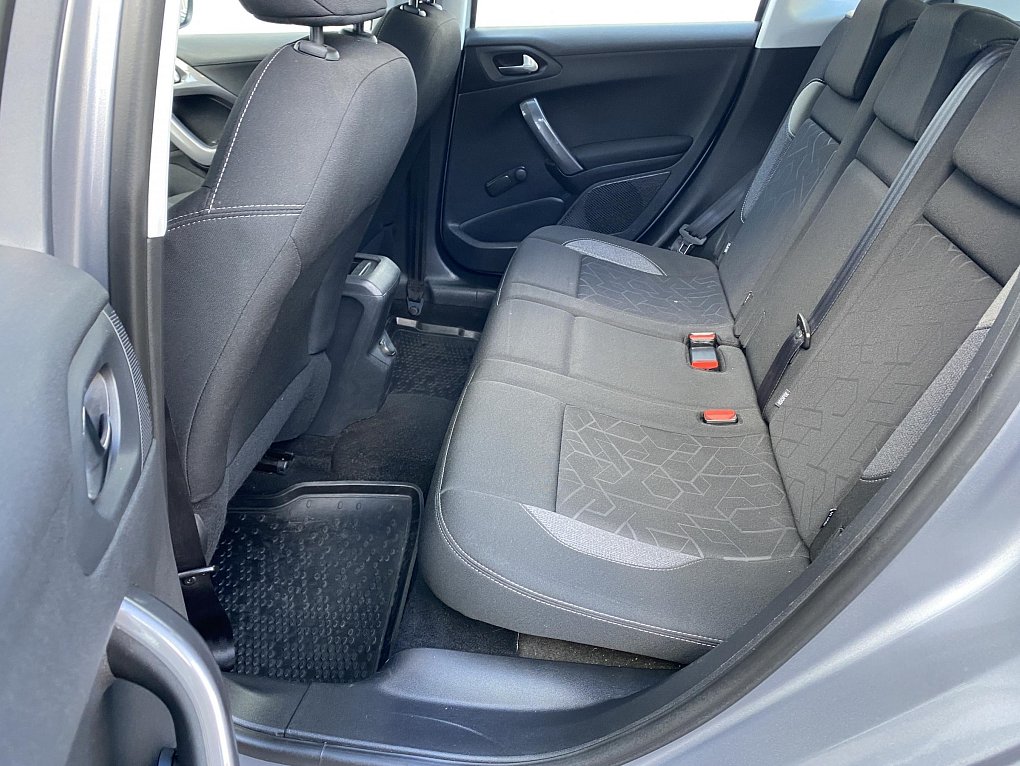 Peugeot 2008 1.2 PT GT Line