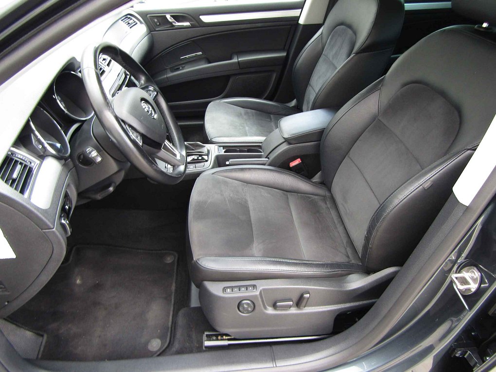 Škoda Superb II 2.0 TDi Elegance
