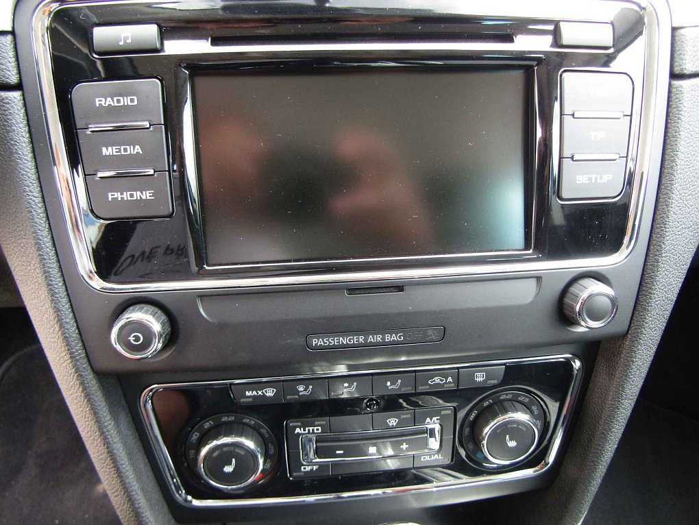 Škoda Superb II 2.0 TDi Elegance