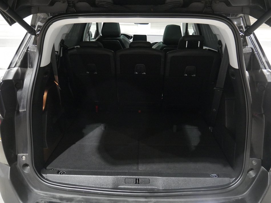 Peugeot 5008 1.5 HDi 