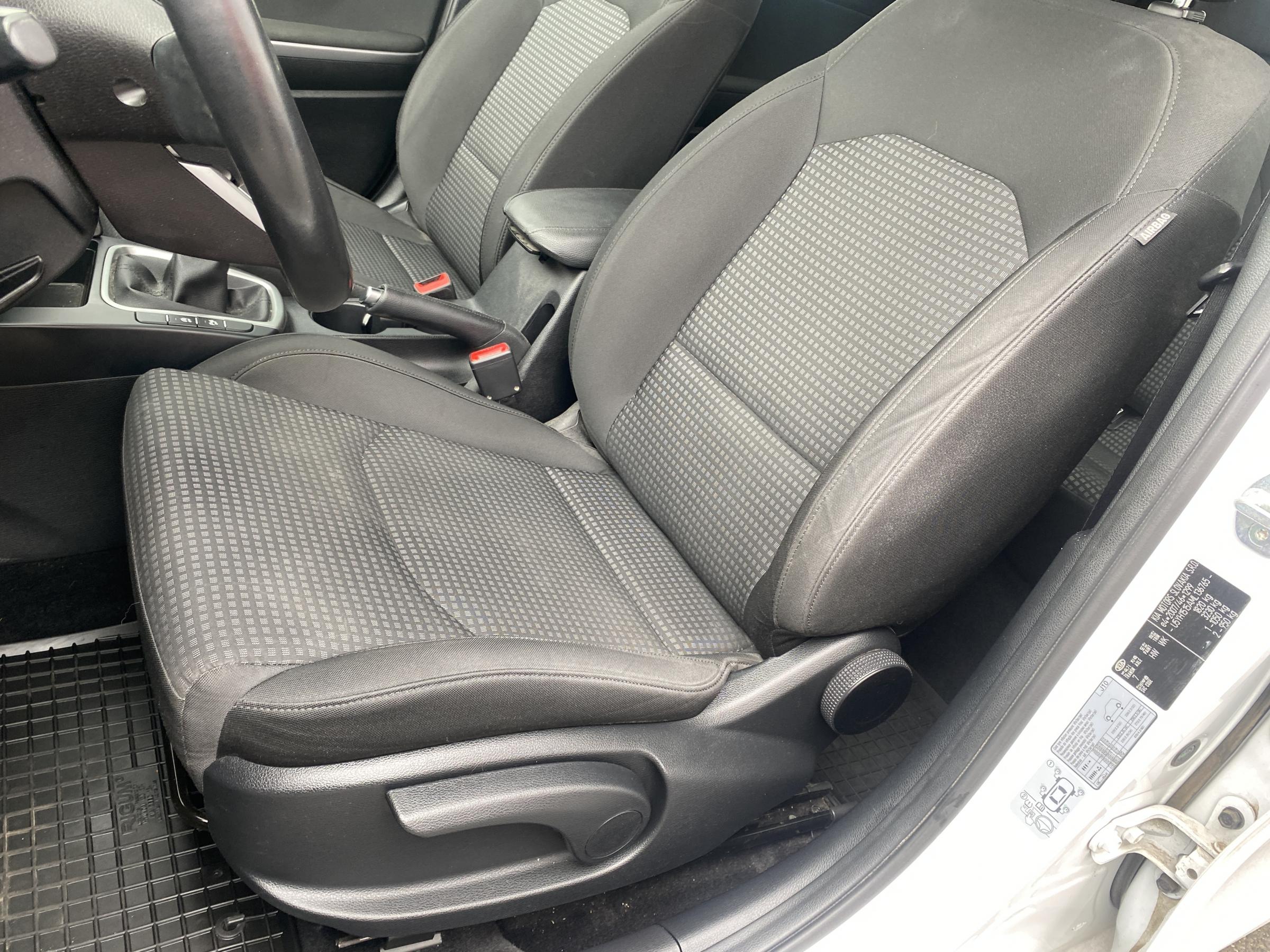 Kia Cee´d, 2022 - pohled č. 10