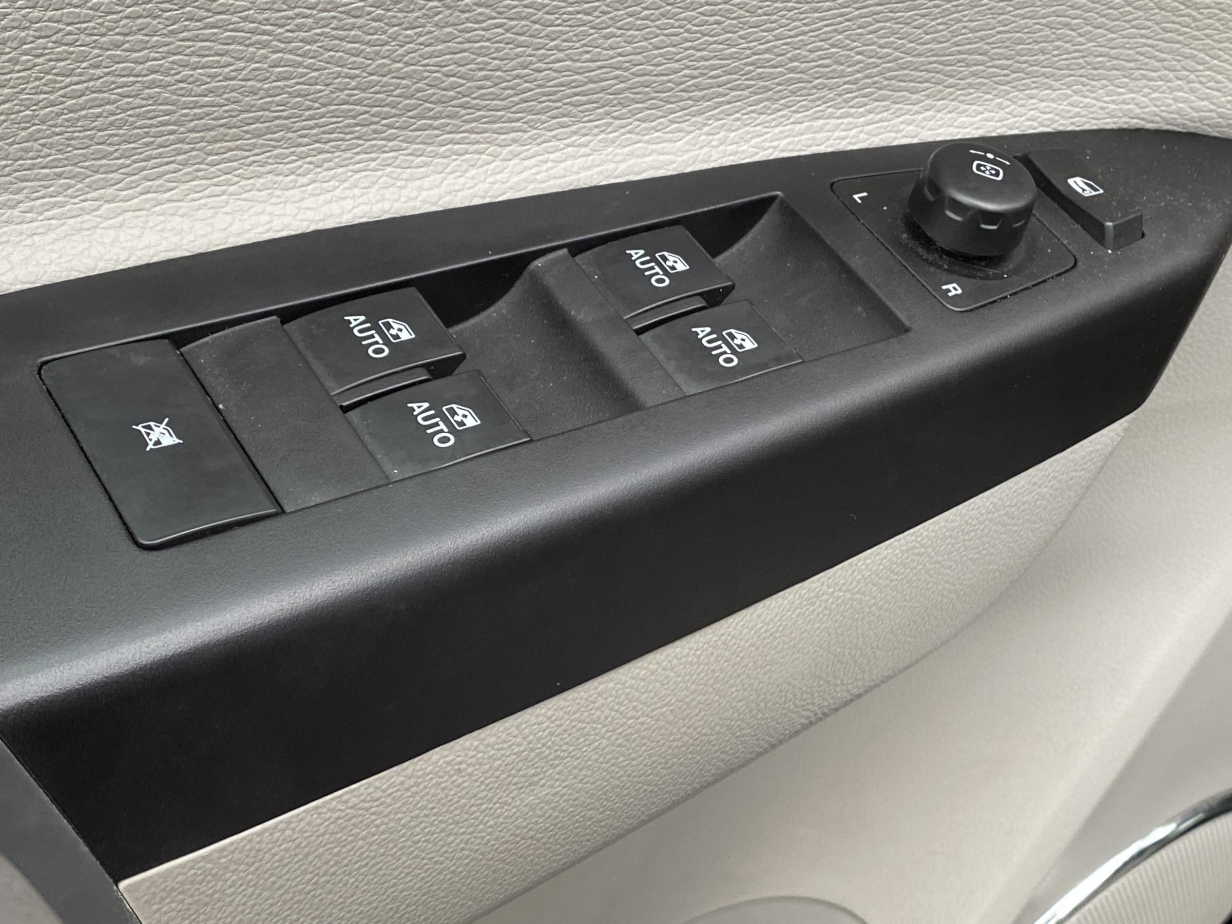 Opel Antara, 2013 - pohled č. 11