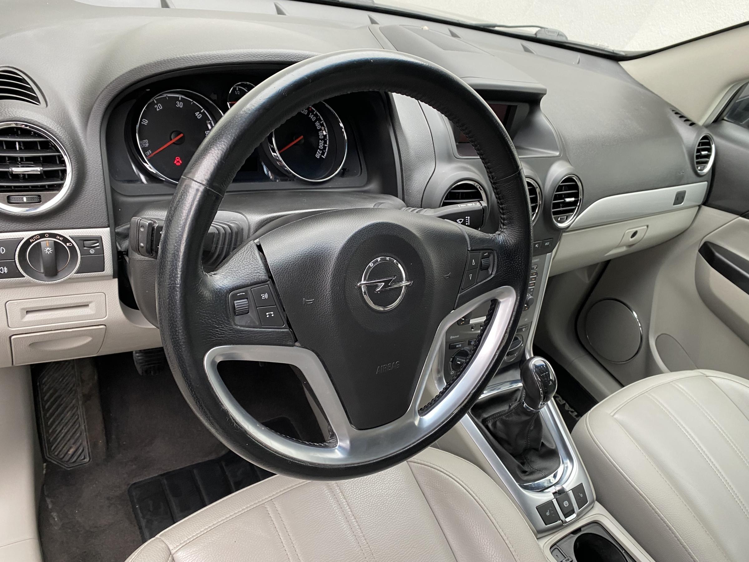 Opel Antara, 2013 - pohled č. 13