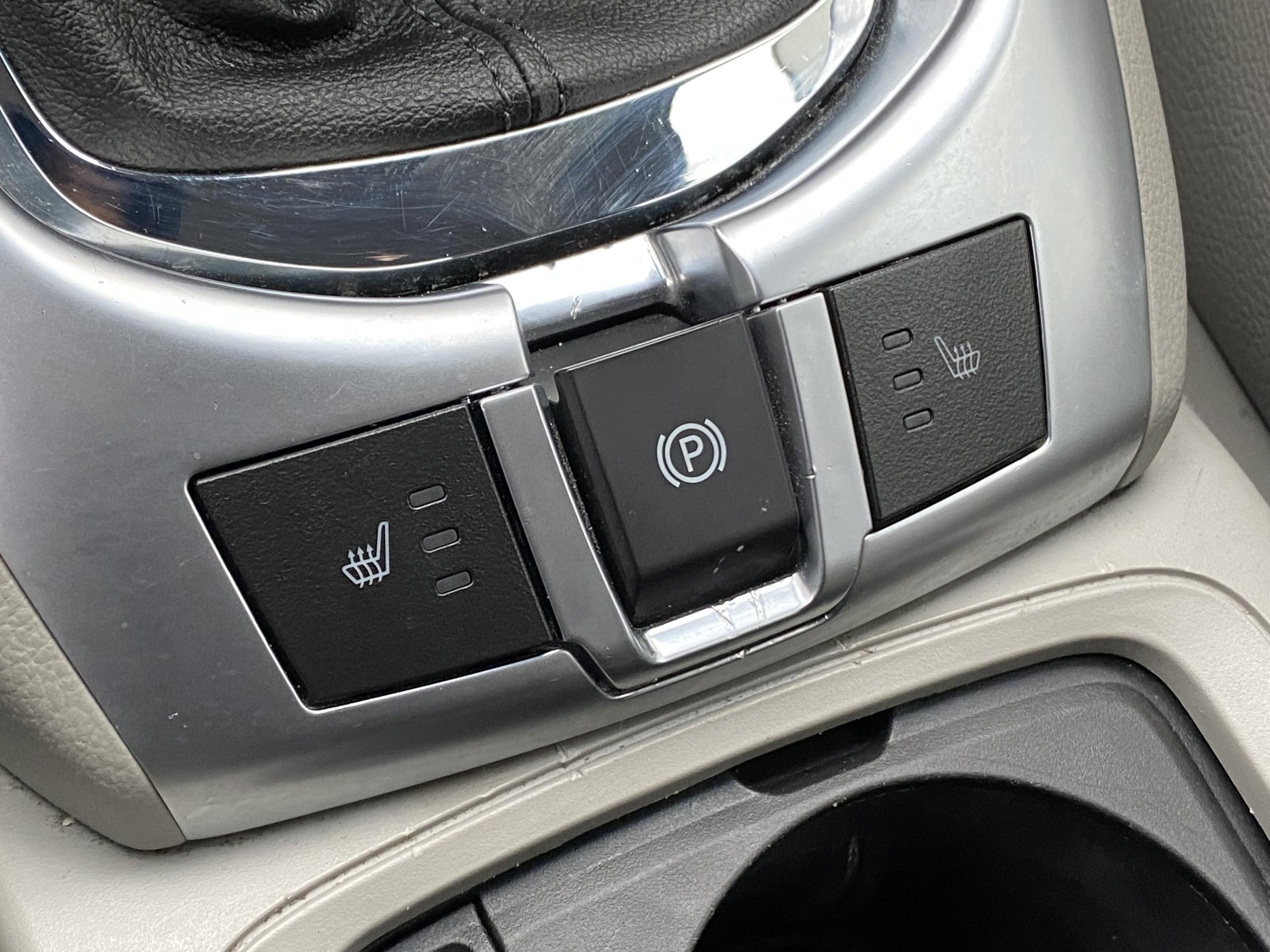 Opel Antara, 2013 - pohled č. 15