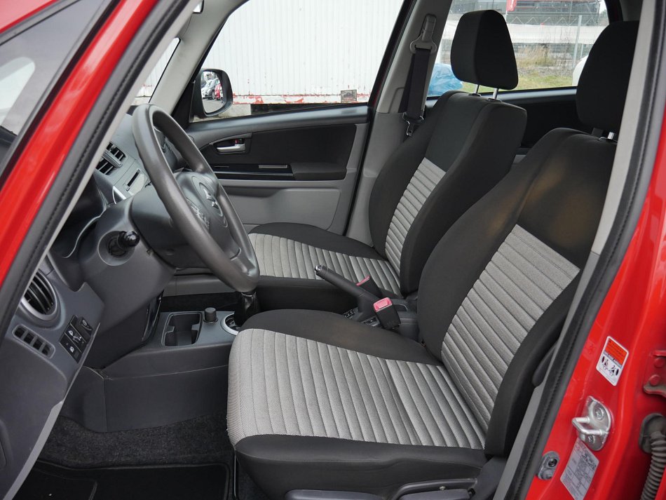 Suzuki SX4 1.6 i  4x4, LPG