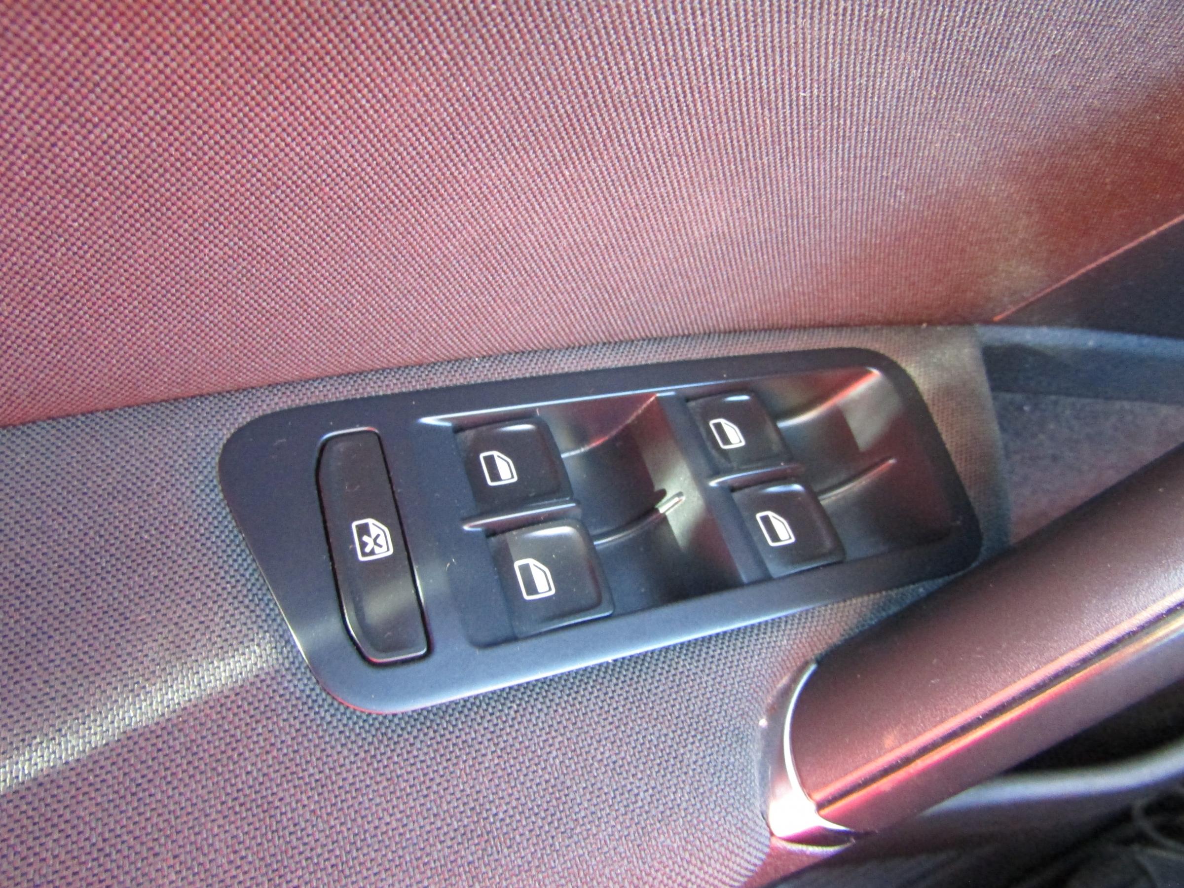 Volkswagen Golf, 2014 - pohled č. 15