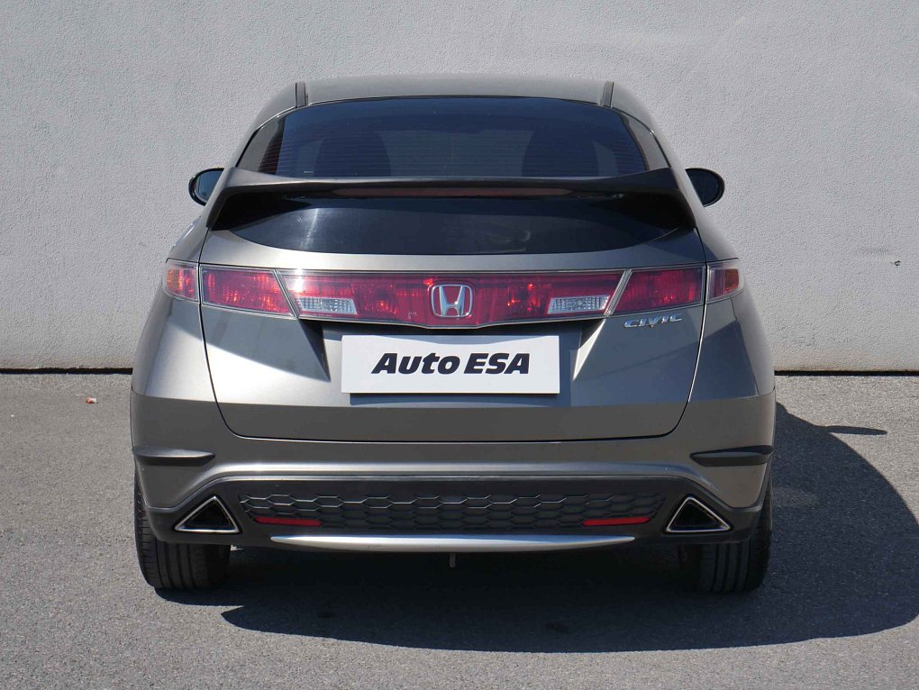 Honda Civic 1.8i-VTEC 