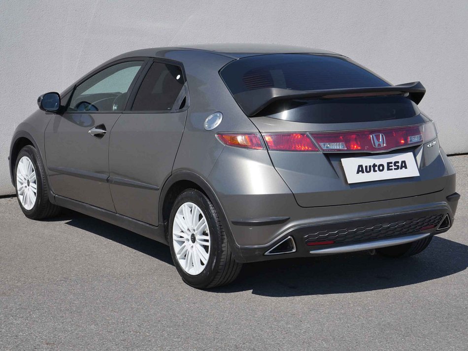 Honda Civic 1.8i-VTEC 