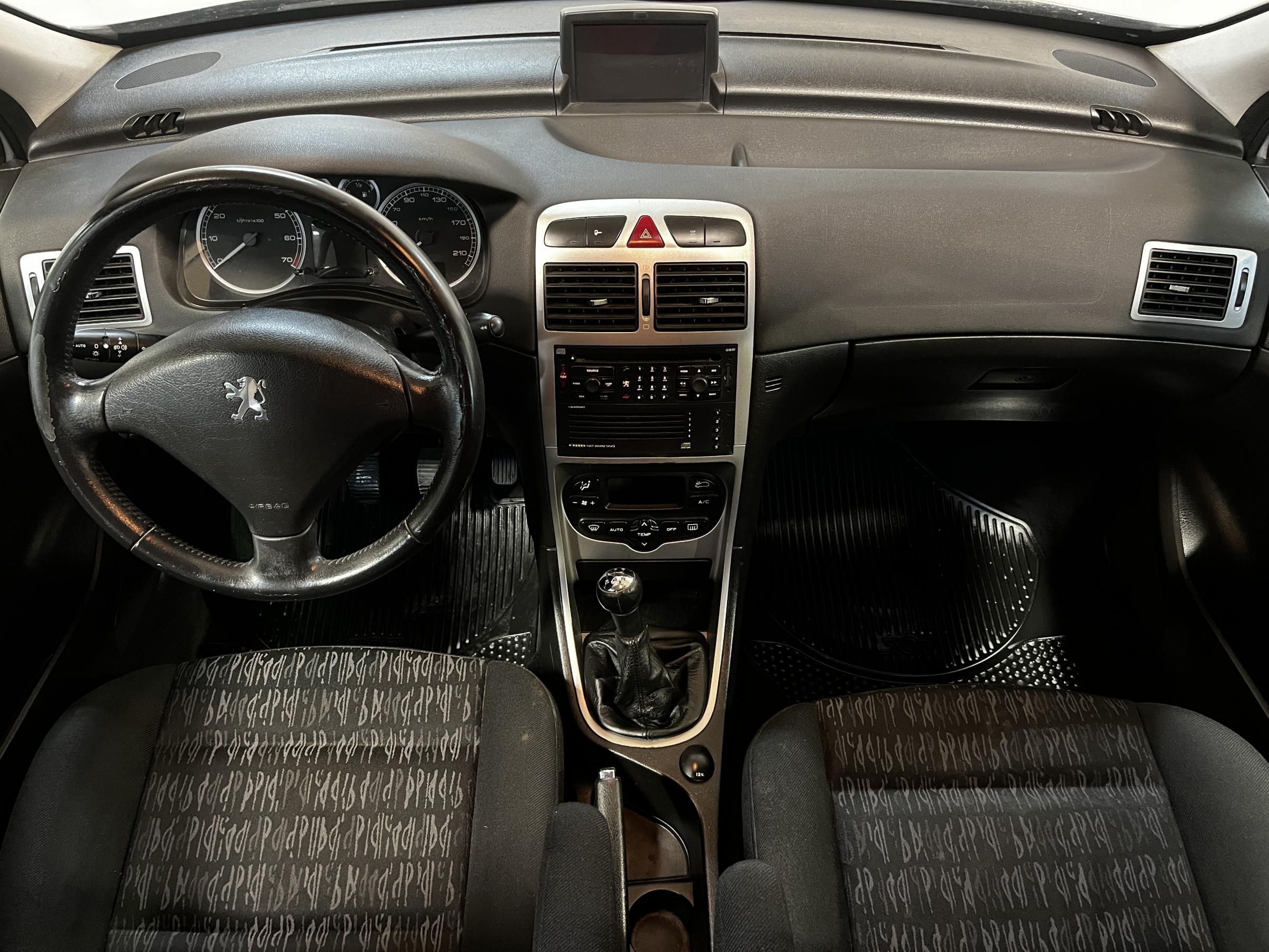 Peugeot 307, 2004 - pohled č. 8