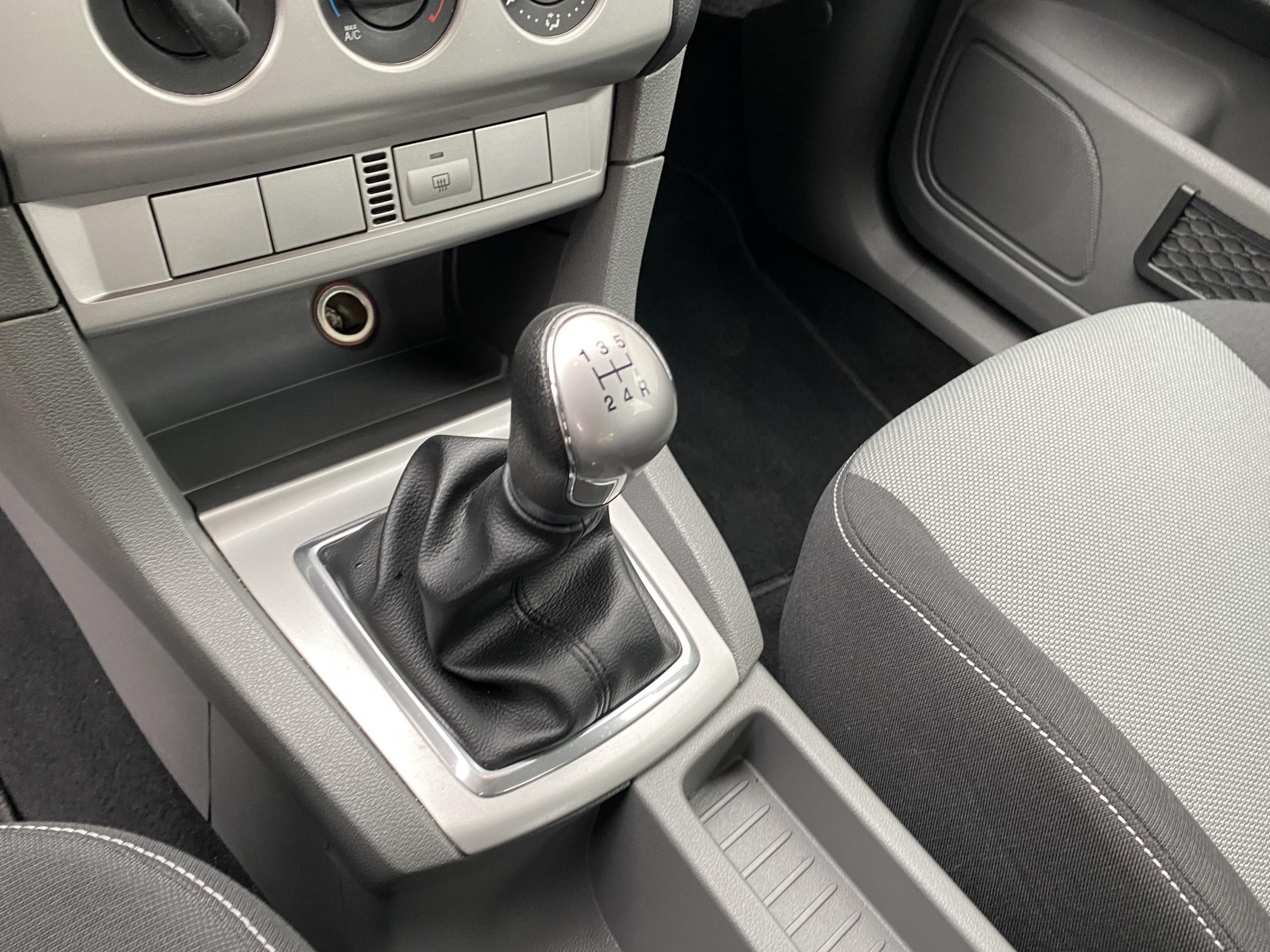 Ford Focus, 2011 - pohled č. 16