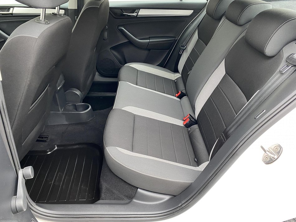 Škoda Rapid 1.0 TSi Ambition