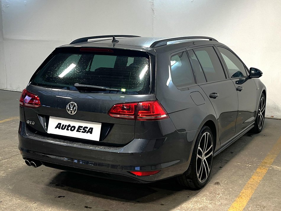 Volkswagen Golf 2.0 TDi GTD