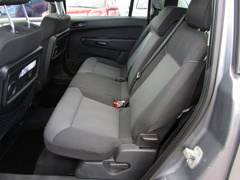 Opel Zafira 1.8i 16V 