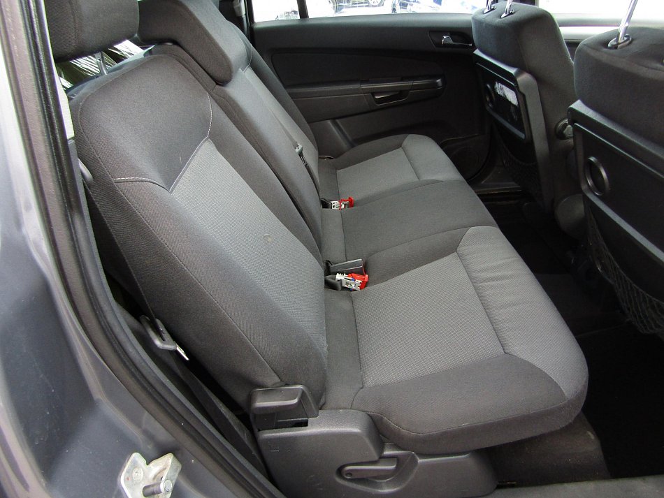 Opel Zafira 1.8i 16V 