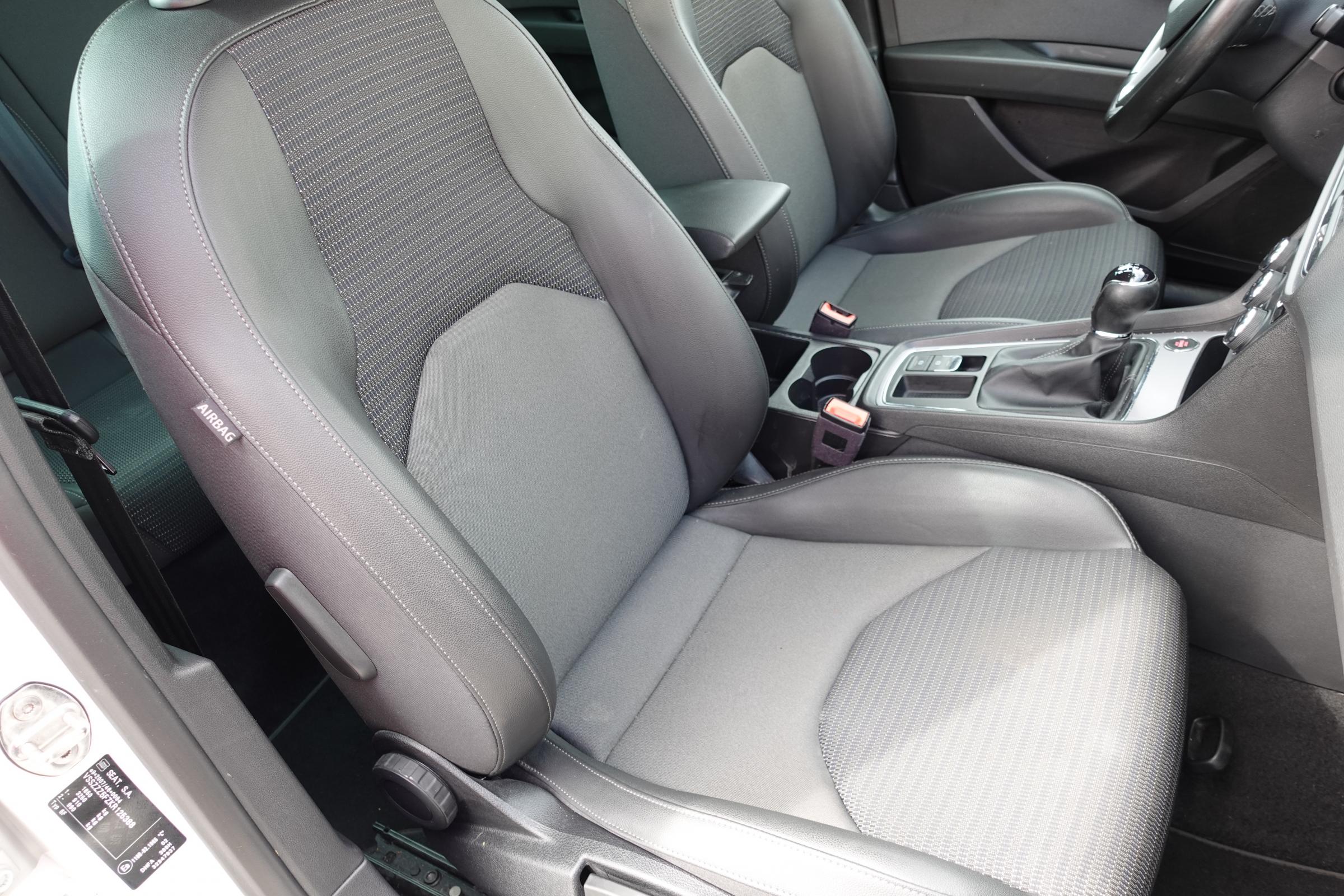 Seat Leon, 2019 - pohled č. 12