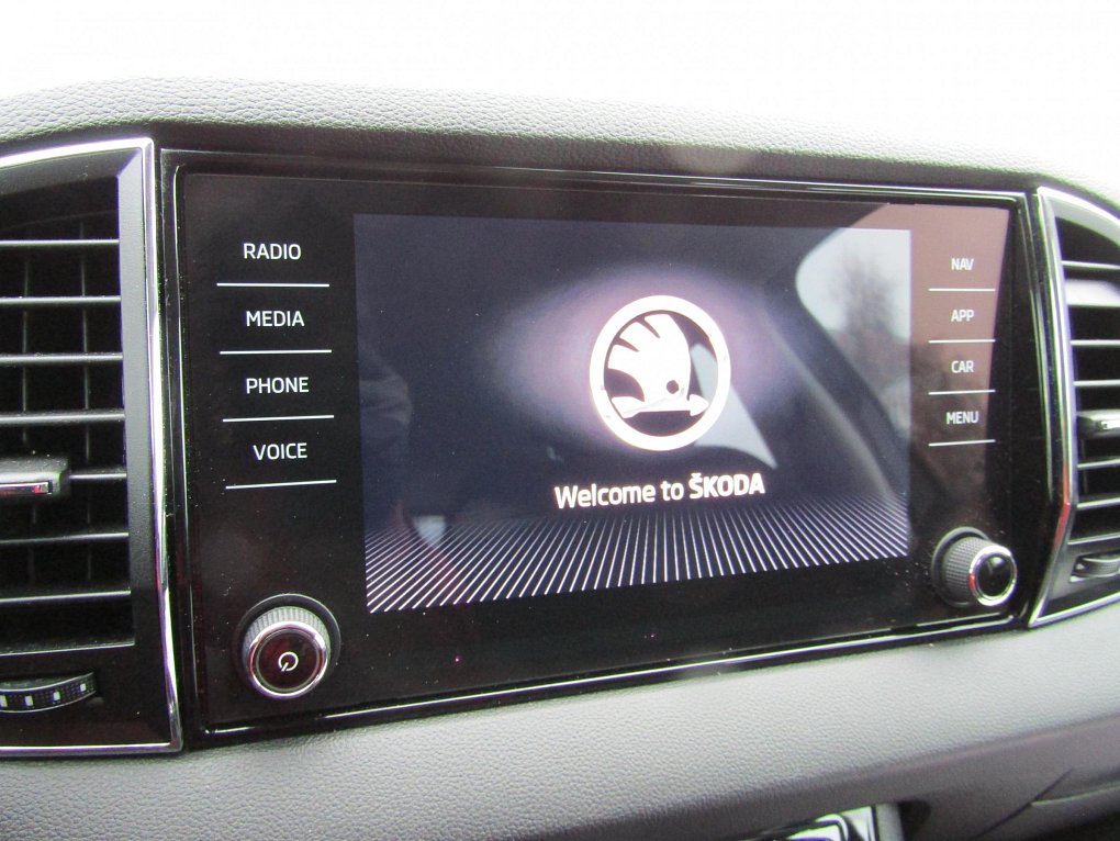 Škoda Karoq 1.6 TDi Ambition