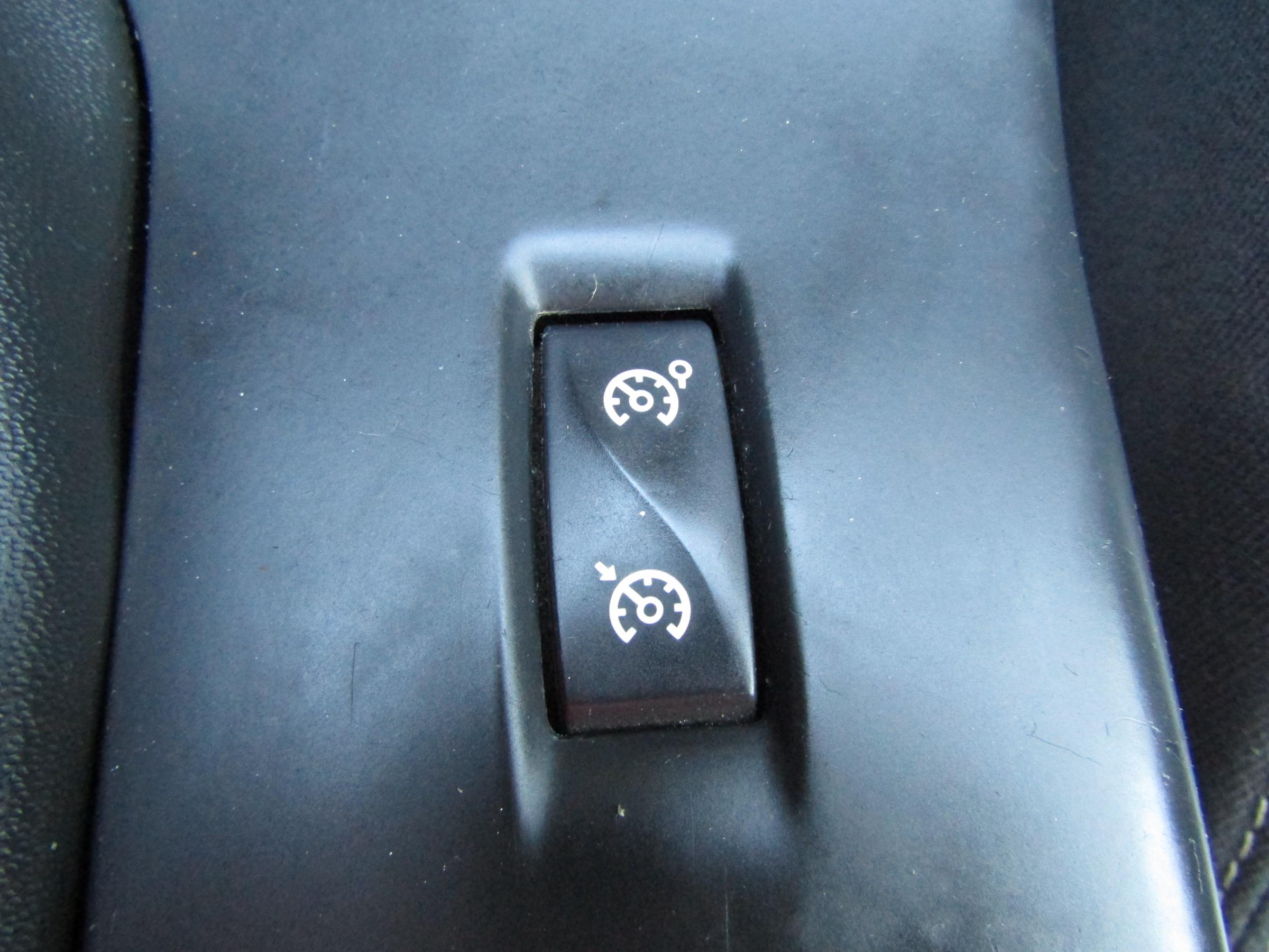 Renault Mégane, 2010 - pohled č. 15