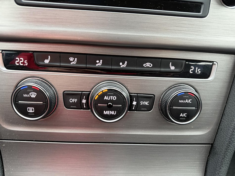 Volkswagen Golf 1.4 TSi 