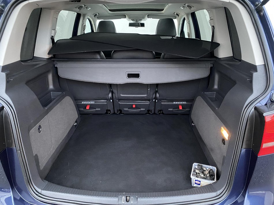 Volkswagen Touran 2.0 TDi Highline